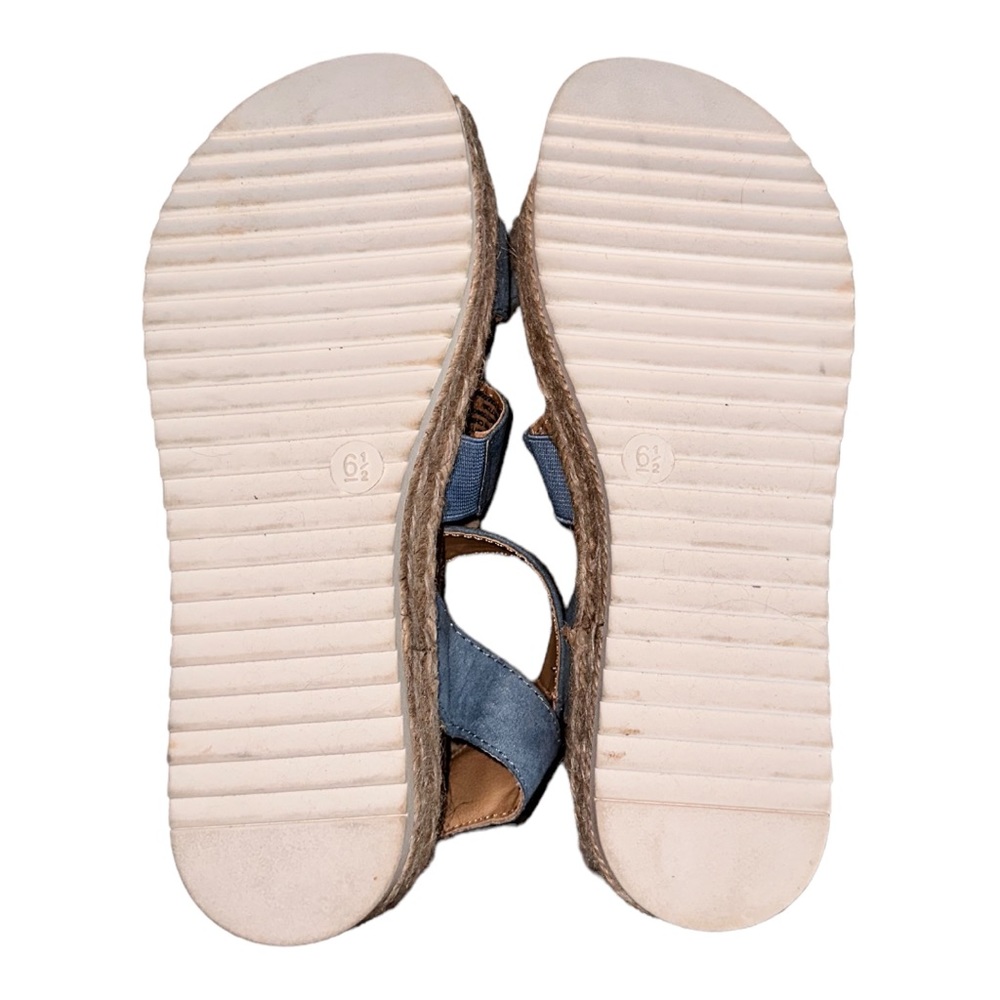 Universal Thread Platform Sandals - Picture 6 of 7